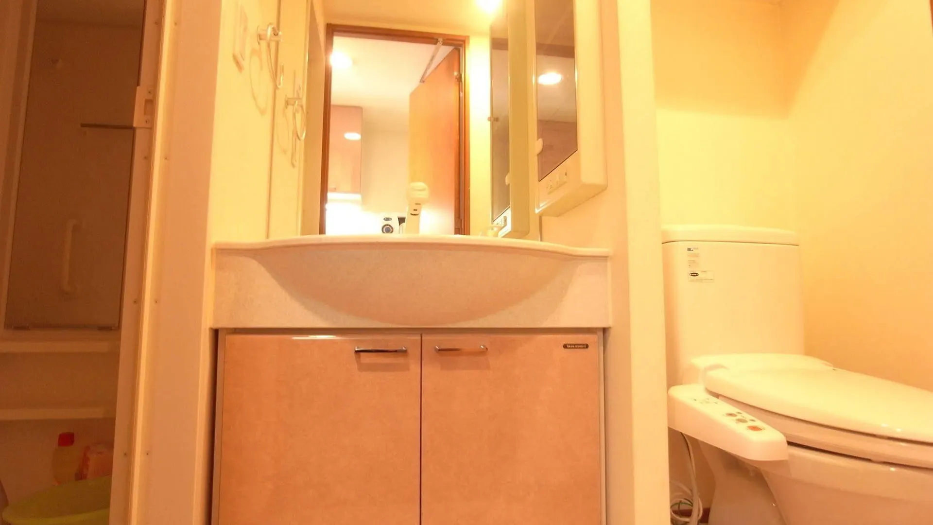 Palace Studio Shibuya Honmachi Tokyo Apartment