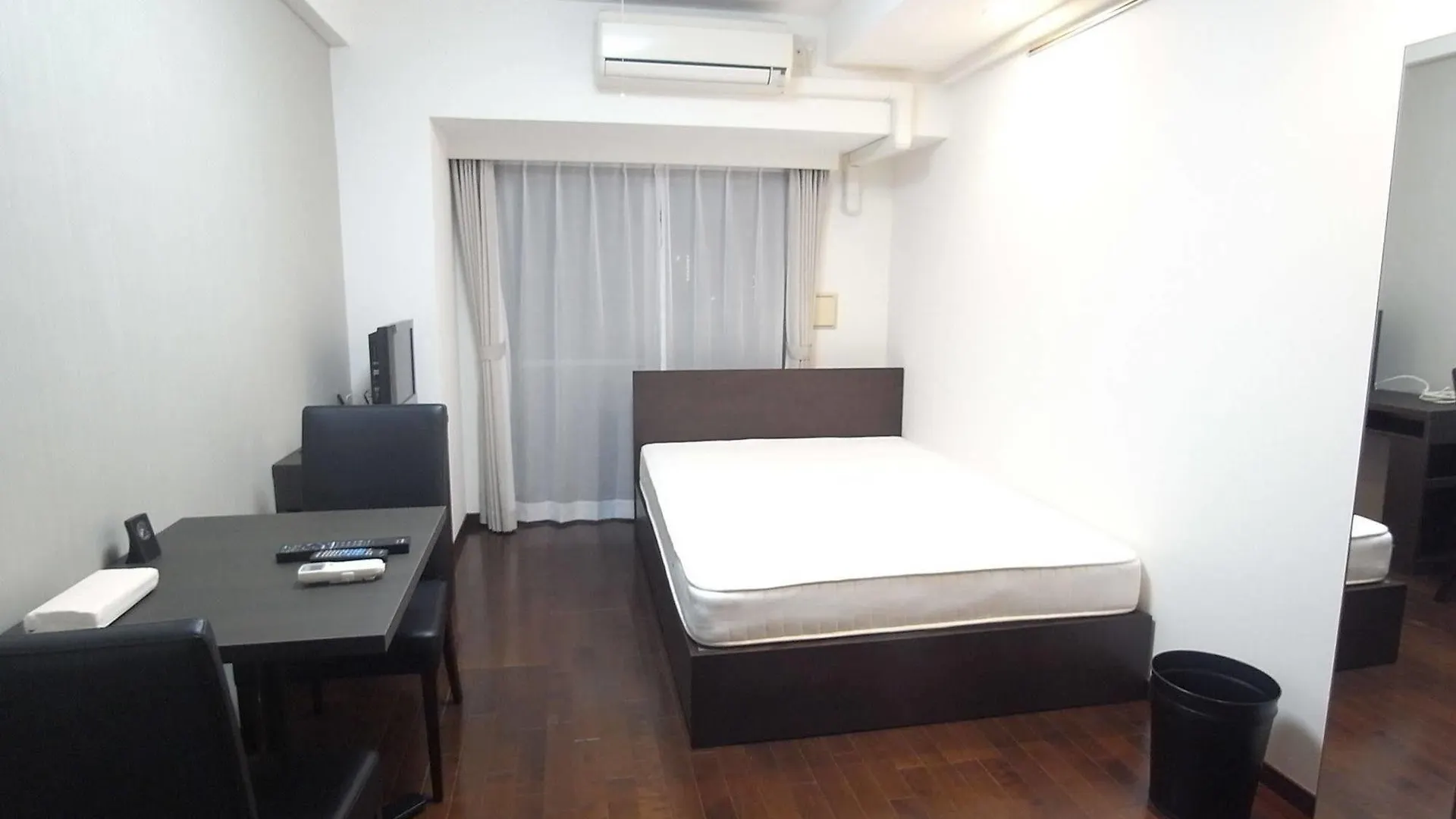 Apartment Palace Studio Shibuya Honmachi Tokyo
